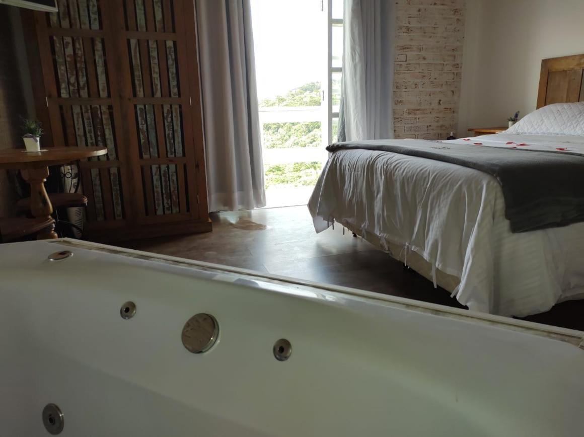 Pousada Casa Pinha Inn