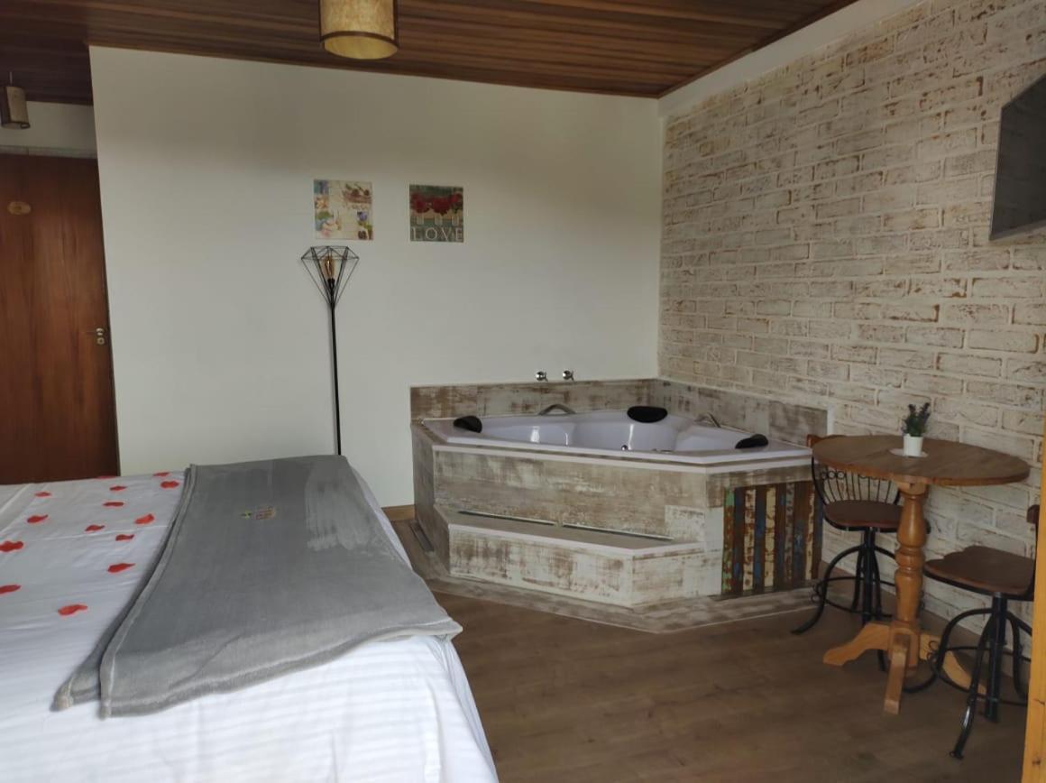 Casa Pinha Inn Campos do Jordão