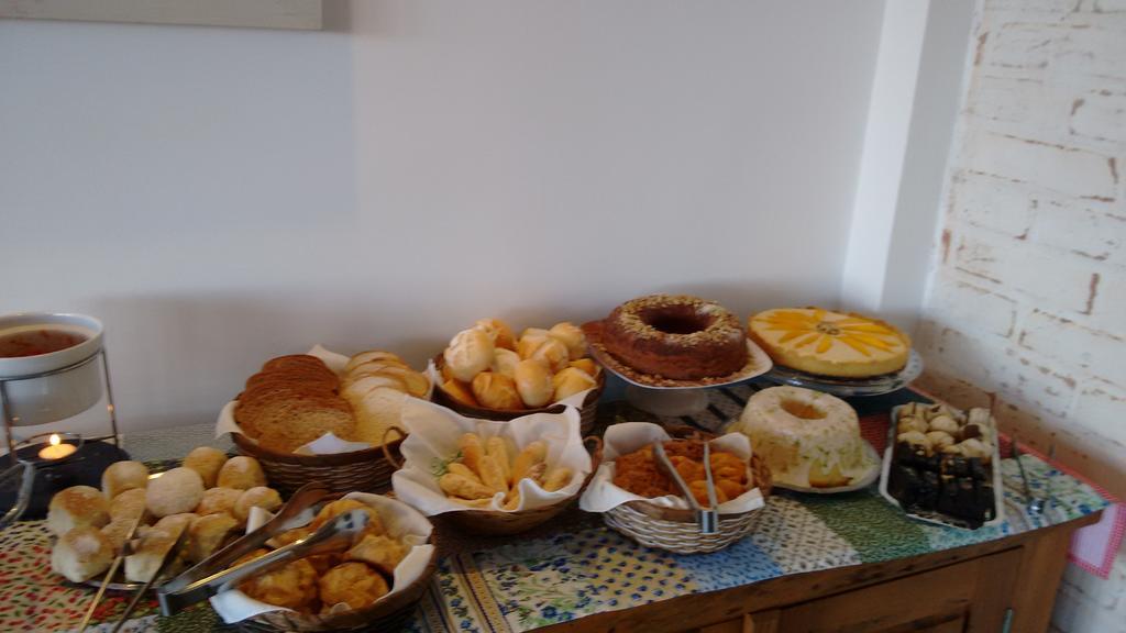 Casa Pinha Inn